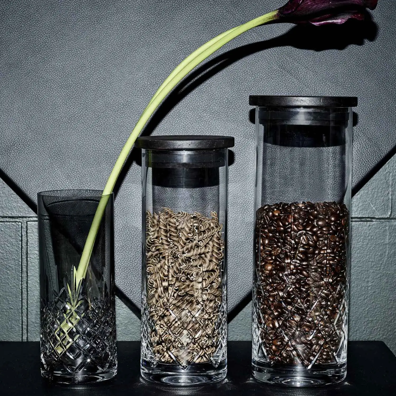 Frederik Bagger Crispy Love Vase 0,85 L, Clear 4 Frederik Bagger Crispy Love Vase 0,85 L, Clear - Image 2