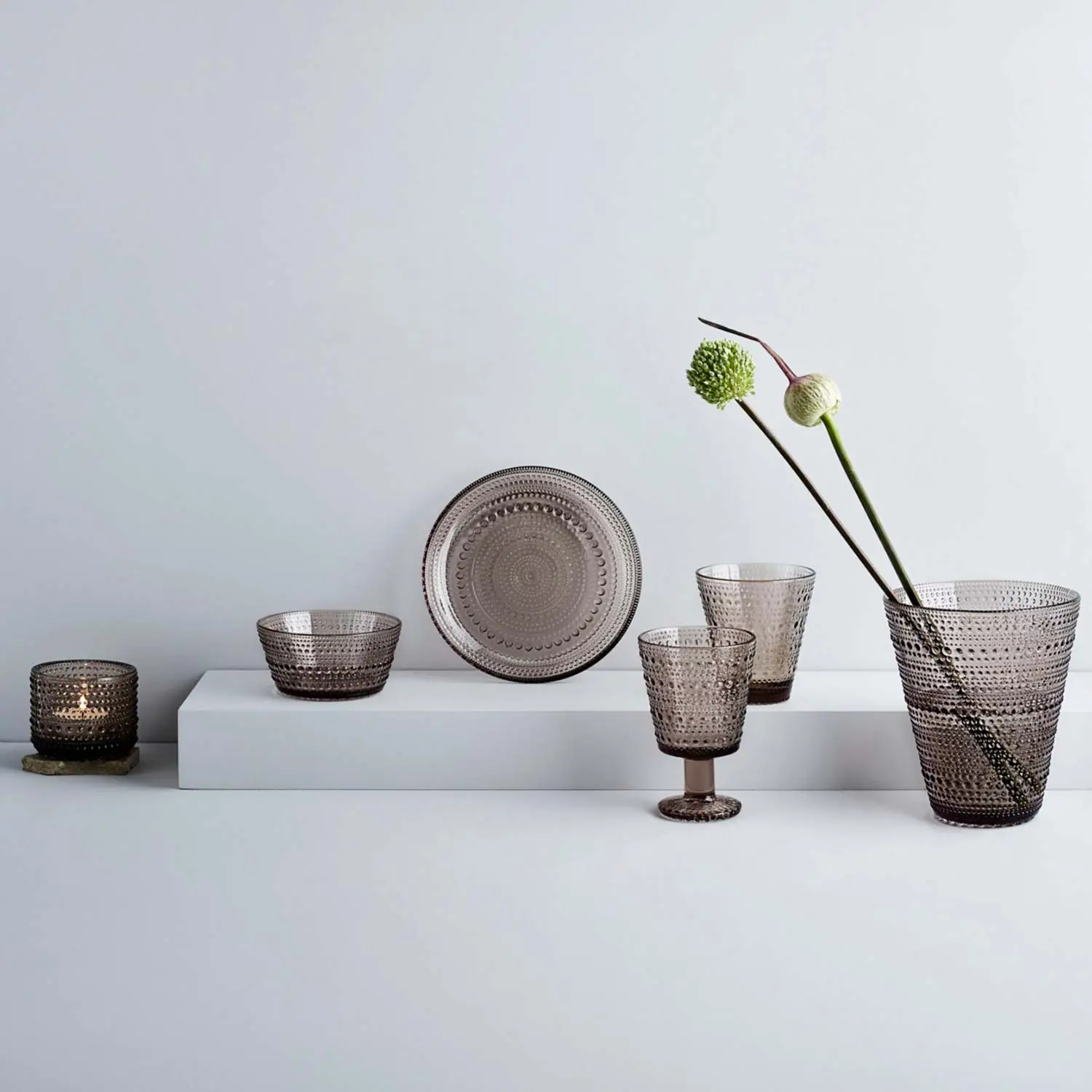 Iittala Kastehelmi Lantern 6,4 Cm, Linen 5 Iittala Kastehelmi Lantern 6,4 Cm, Linen - Image 3