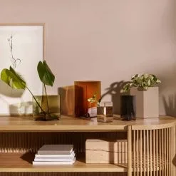 Iittala Ruutu Ceramic Vase 22,5 Cm, Beige 7 Iittala Ruutu Ceramic Vase 22,5 Cm, Beige -Candleholders Sales iittala ruutu ceramic vase 225 cm 8