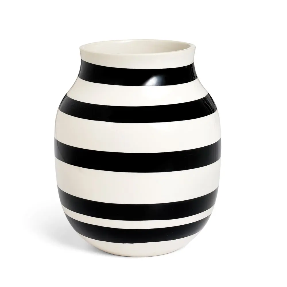 Kähler Omaggio Vase 20 Cm, Black 3 Kähler Omaggio Vase 20 Cm, Black