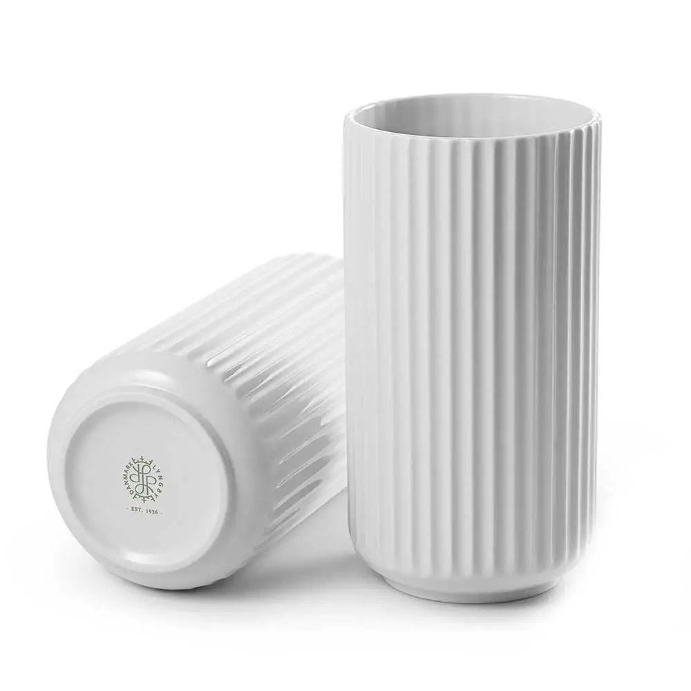 Lyngby Porcelæn The Lyngby Vase 20 Cm, White 3 Lyngby Porcelæn The Lyngby Vase 20 Cm, White
