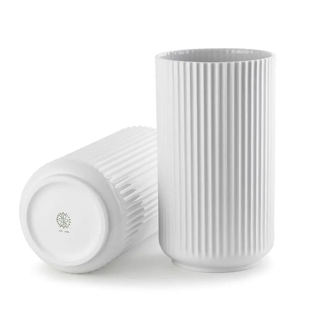 Lyngby Porcelæn The Lyngby Vase 31 Cm, White 3 Lyngby Porcelæn The Lyngby Vase 31 Cm, White