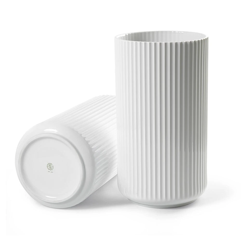 Lyngby Porcelæn The Lyngby Vase 38 Cm, White 3 Lyngby Porcelæn The Lyngby Vase 38 Cm, White