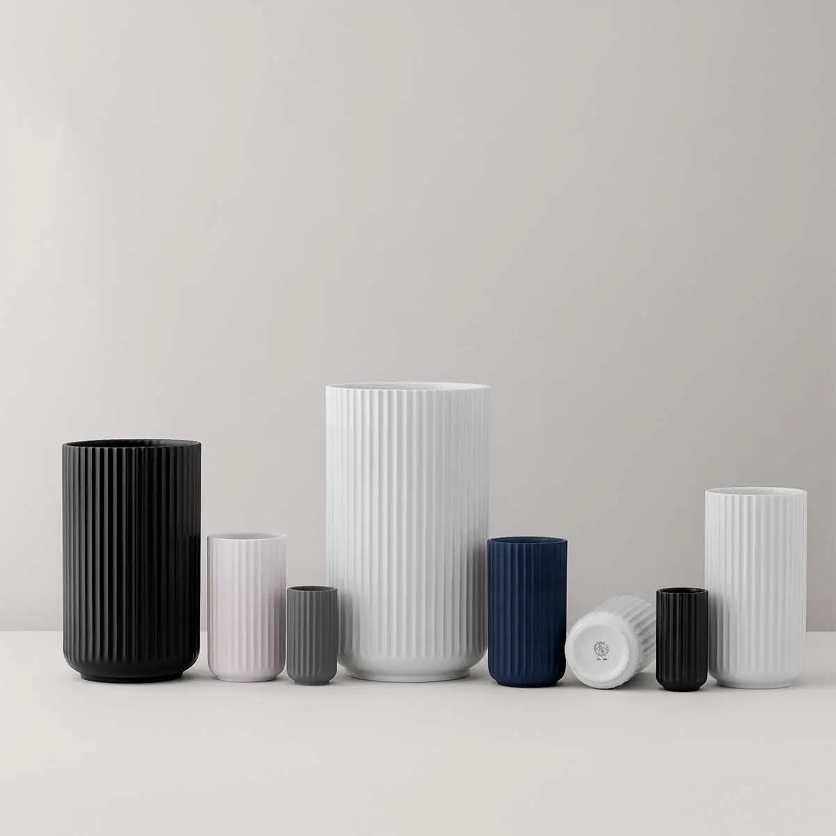 Lyngby Porcelæn The Lyngby Vase 38 Cm, White 4 Lyngby Porcelæn The Lyngby Vase 38 Cm, White - Image 2