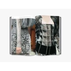 New Mags Chanel Catwalk -Candleholders Sales new mags chanel catwalk 11